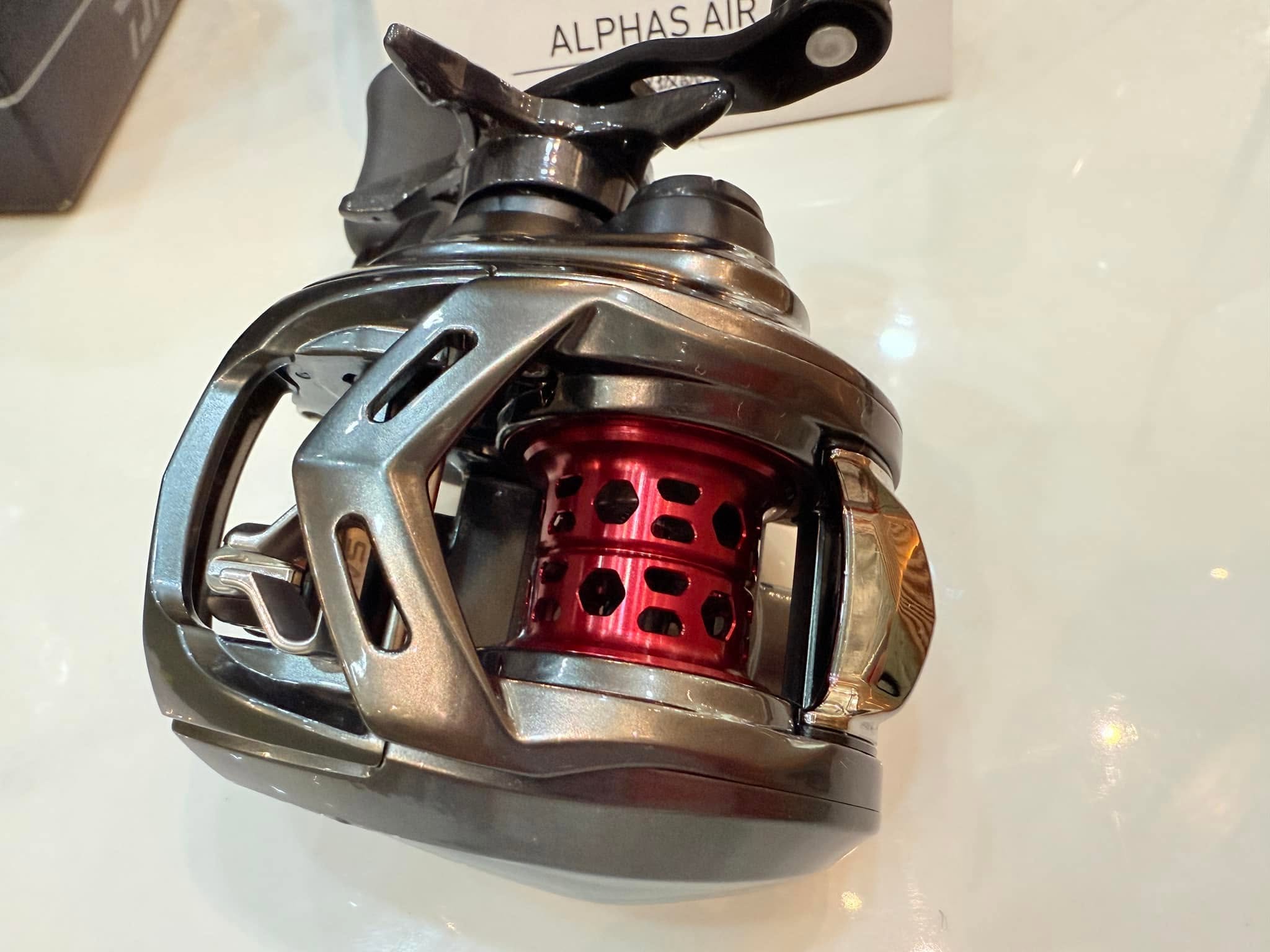 Alphas Air TW 7.1R (Bait Finess Reel)